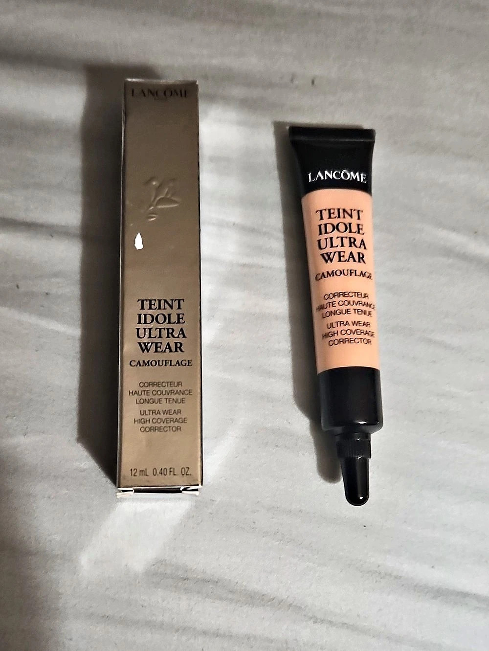 Lancôme Teint Idole Ultra Wear Camouflage Corrector Foundation